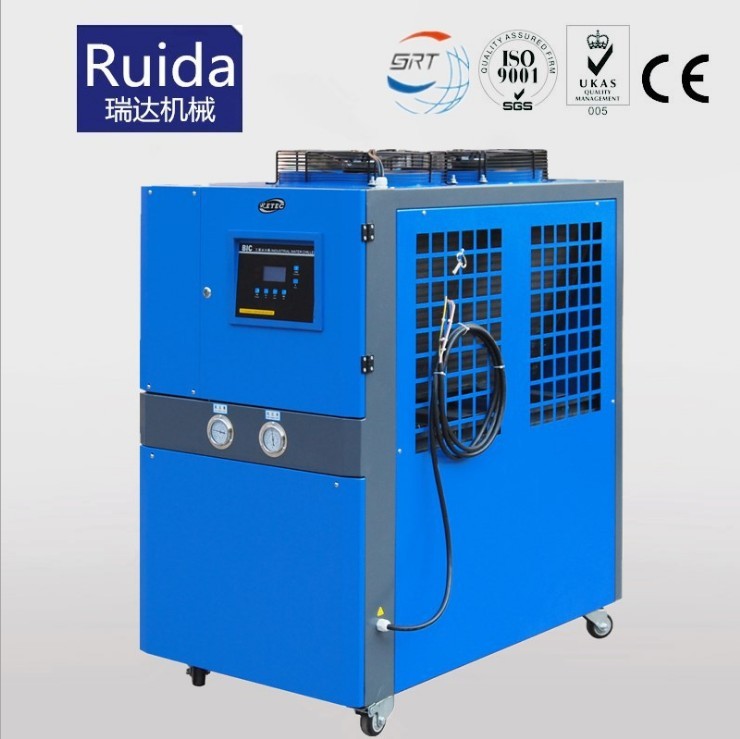 東莞瑞達(dá)長期供應(yīng)風(fēng)冷式冷水機(jī)組