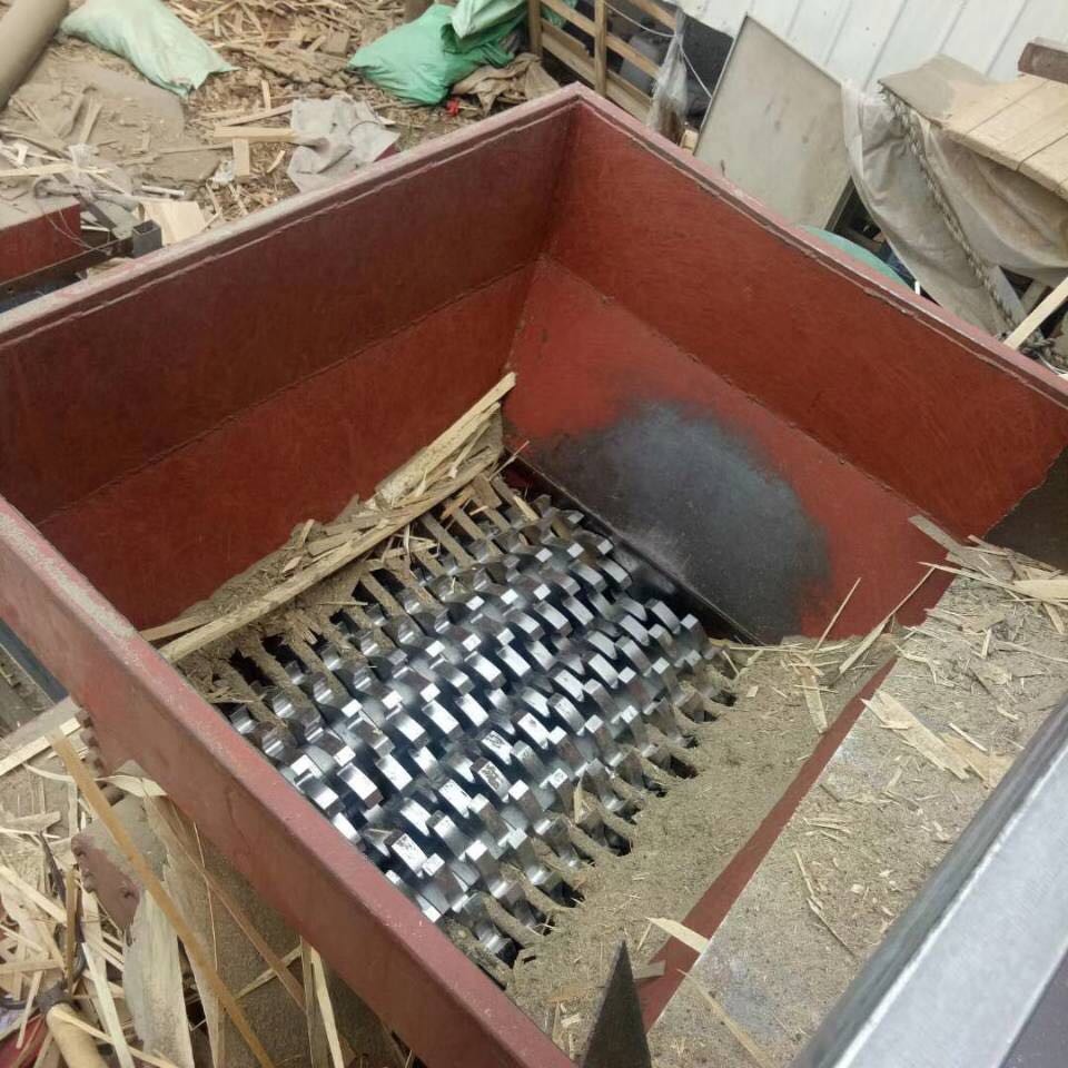 800型雙軸撕碎機多少錢一臺？