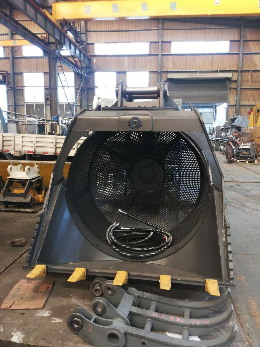 鵝卵石篩分斗 泥沙石料礦選石粉產(chǎn)品圖片