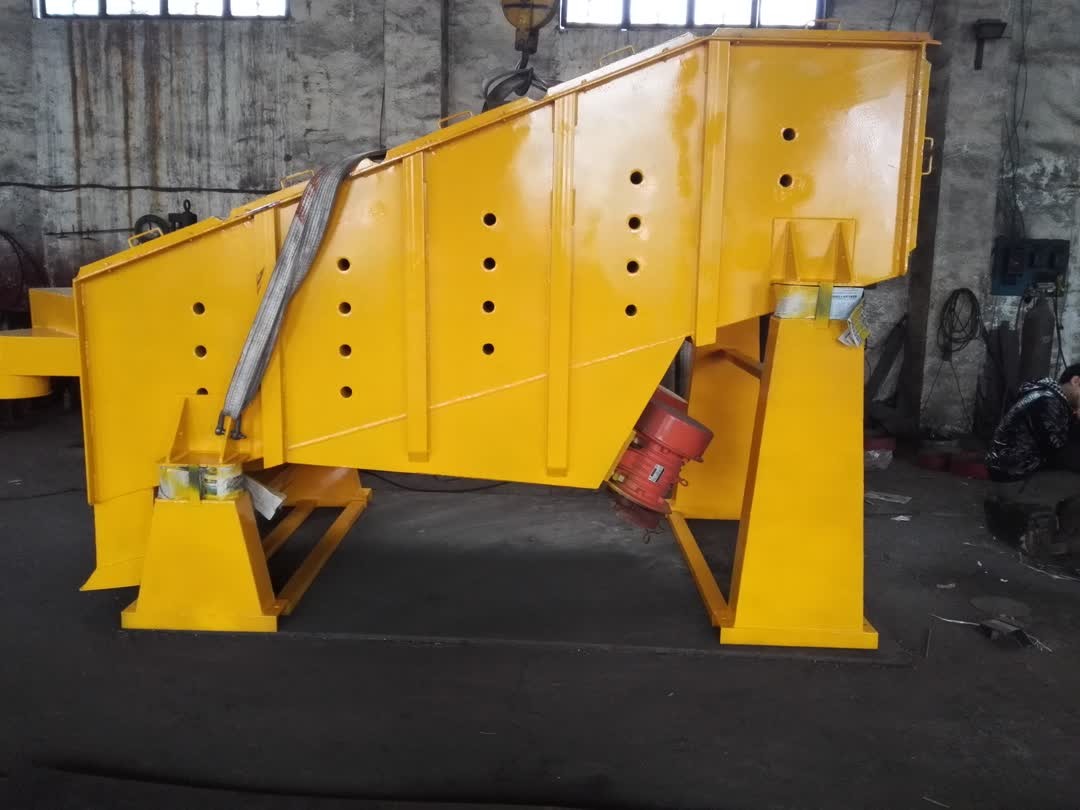 YA圓振動(dòng)篩 標(biāo)準(zhǔn)YA1548型振動(dòng)篩產(chǎn)品圖片