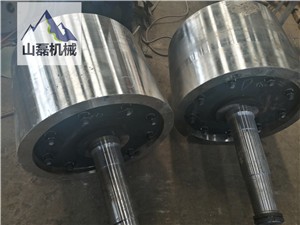 烏海700輥式破碎機(jī)耐磨輥皮配件