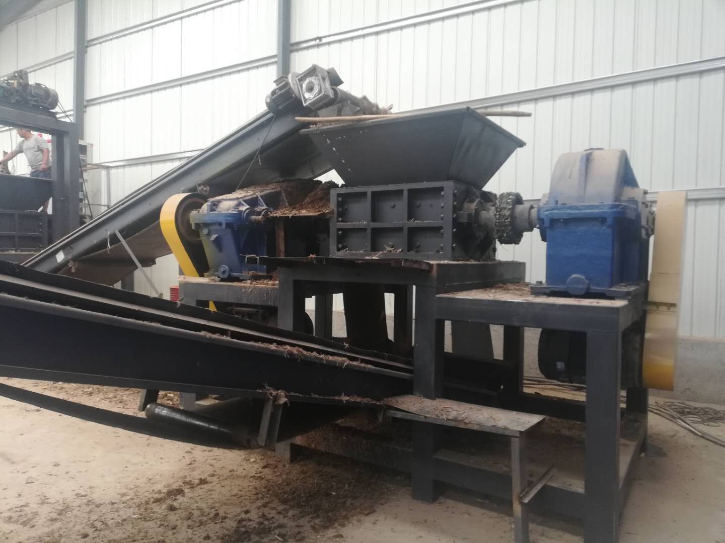 造紙廠廢料撕碎分選撕碎機產(chǎn)品圖片