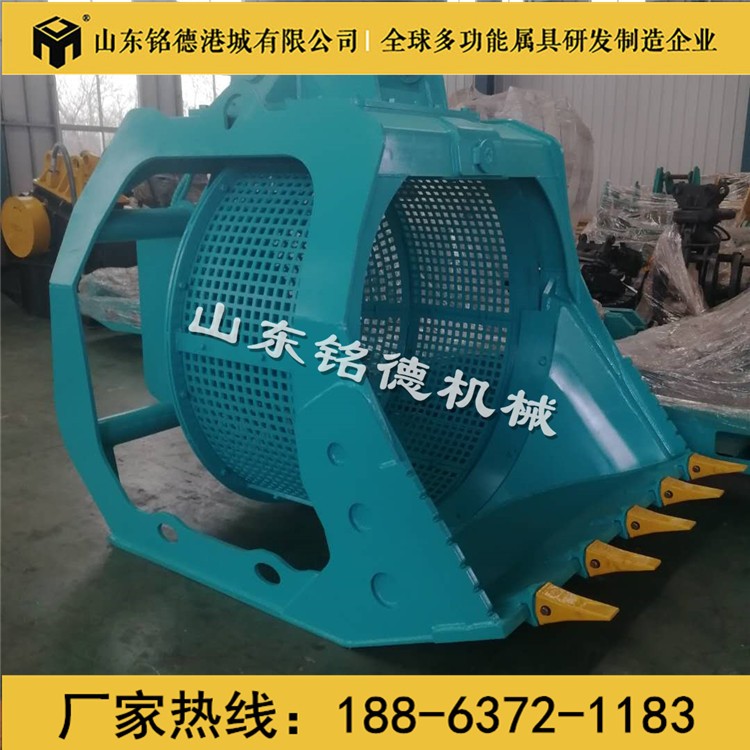 挖機(jī)篩分籠價(jià)格 定制2方旋轉(zhuǎn)型篩分斗產(chǎn)品圖片