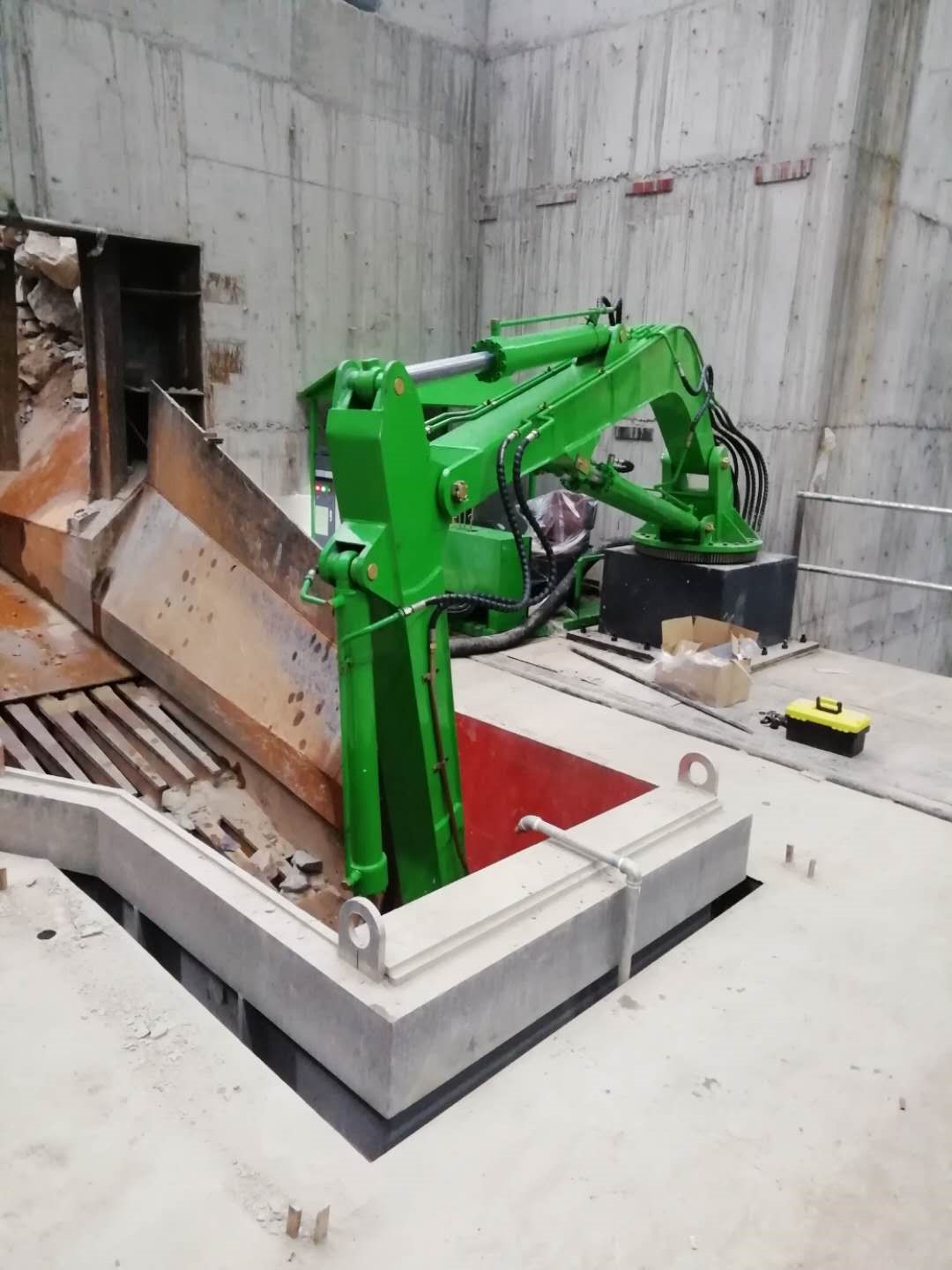 礦井推薦電控固定式破碎機 堅硬石料碎石機