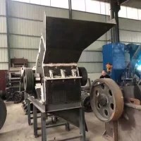  錘式移動(dòng)破碎站|小型移動(dòng)錘式破碎機(jī)
