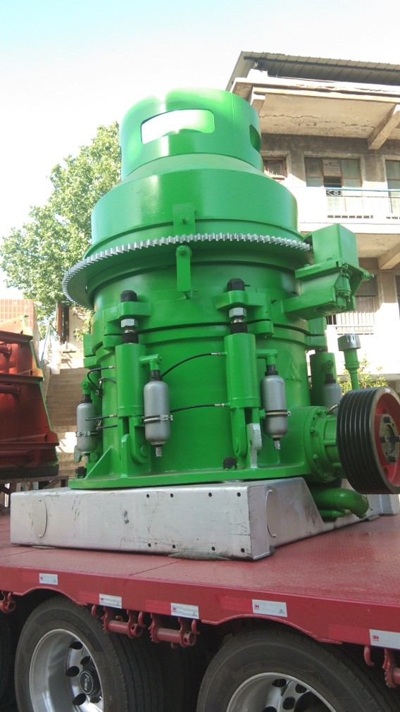 少重生產(chǎn)廠家XHP多缸液壓圓錐式破碎機，質(zhì)量有保證。