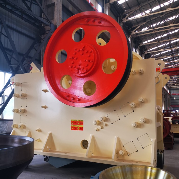 顎式破碎機(jī),砂石破碎機(jī)廠家產(chǎn)品圖片