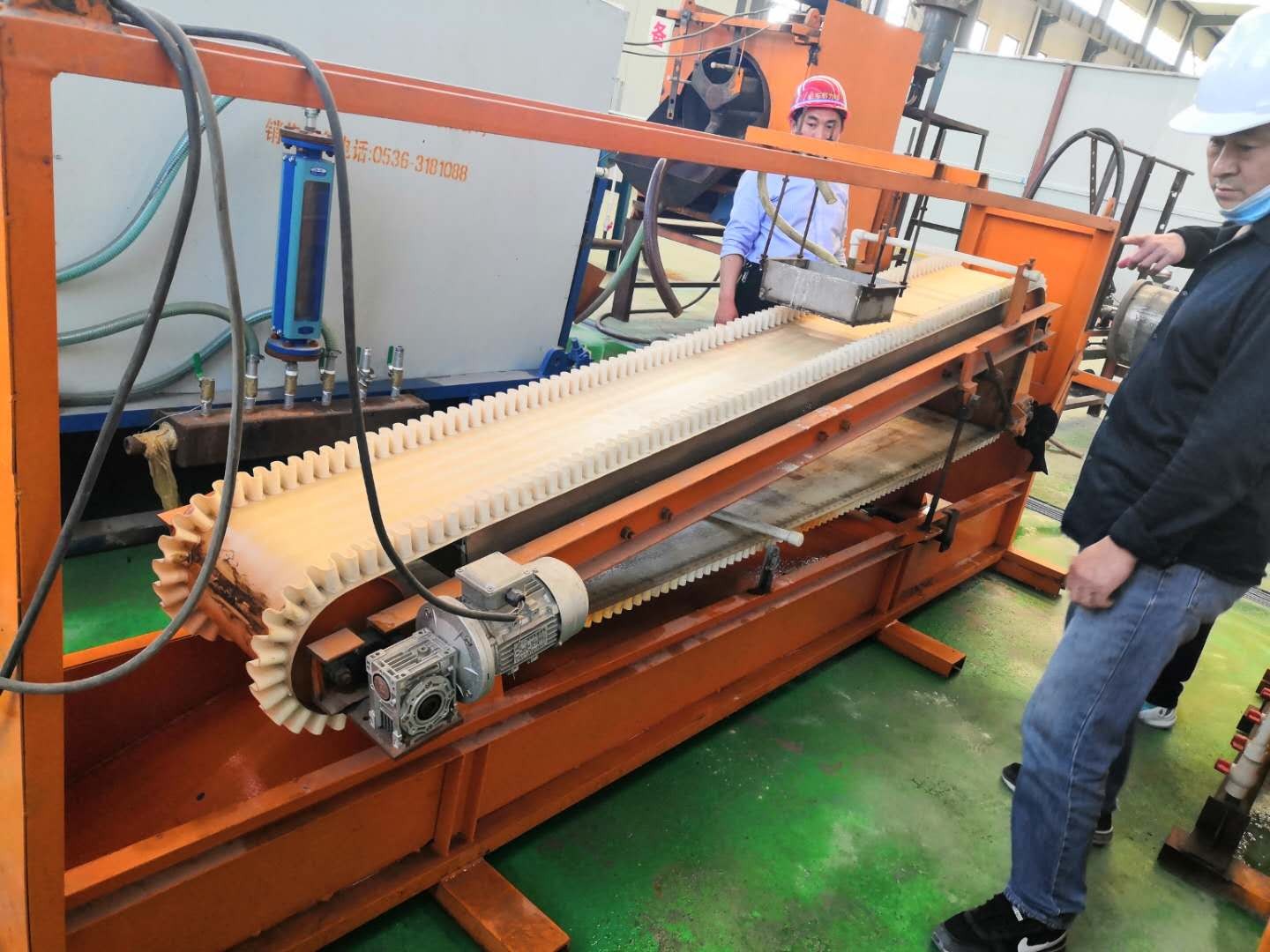 石英砂磁選設(shè)備 平板高強(qiáng)磁濕式磁選機(jī) 