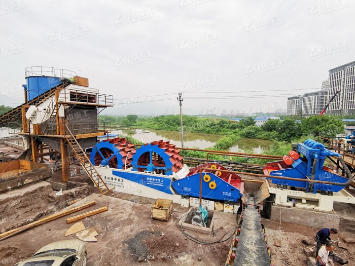 洗沙機(jī)生產(chǎn)線設(shè)備配置 環(huán)保水洗設(shè)備篩洗現(xiàn)場