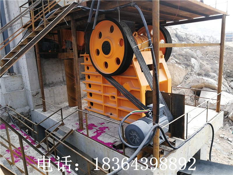 山東黑山路橋機械供應(yīng)各種顎式破碎機產(chǎn)品圖片