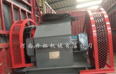 銑刨料、瀝青破碎機(jī)、雙齒輥式破碎機(jī)、河南開拓廠家直銷產(chǎn)品圖片