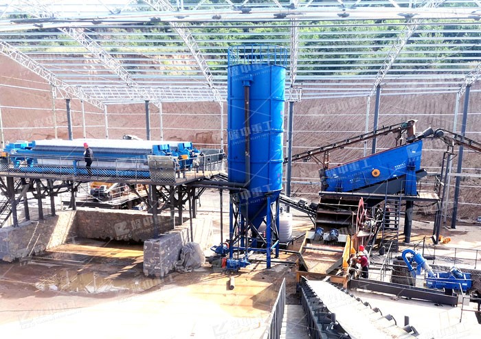 砂子篩洗一體機價格 礦山水洗砂設(shè)備泥沙篩洗視頻