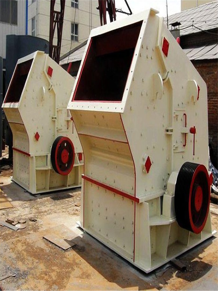 大型破碎機(jī)反擊式破碎機(jī)礦山推薦破碎石料克星