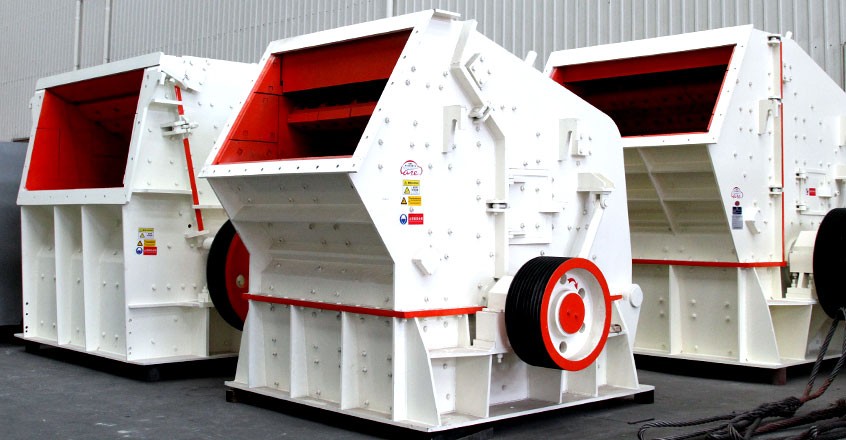 廠家直銷重錘式破碎機(jī)，型號齊全，價格優(yōu)惠，破碎效果好