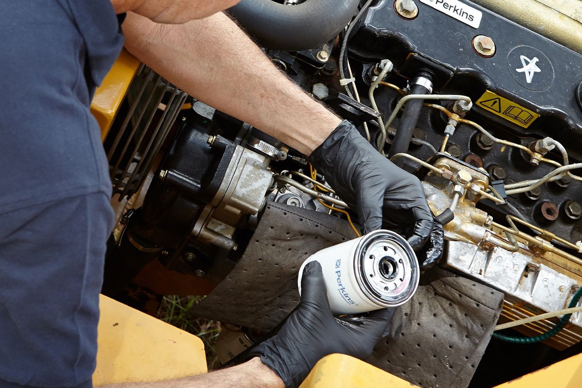 力士德80噸液壓挖掘機(jī)Perkins 發(fā)動(dòng)機(jī)