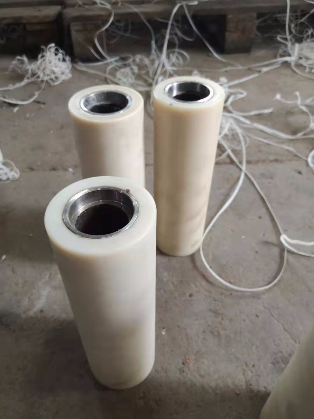 尼龍托輥A尼龍托輥廠家批發尼龍制品