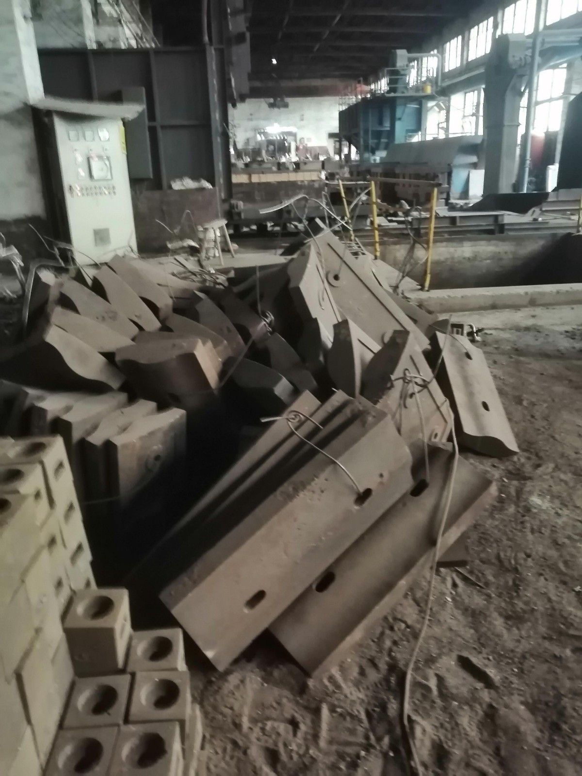 破碎機配件護板襯板肘板