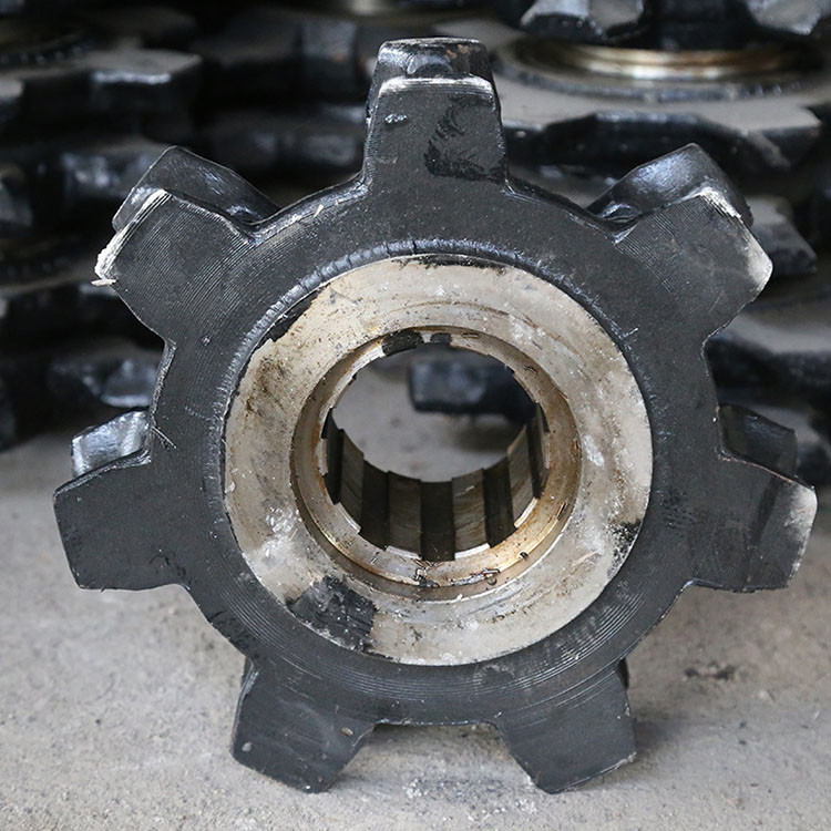 礦用非標(biāo)定制不修鋼鏈輪 刮板機(jī)鏈輪 機(jī)尾總成 分鏈器等配件