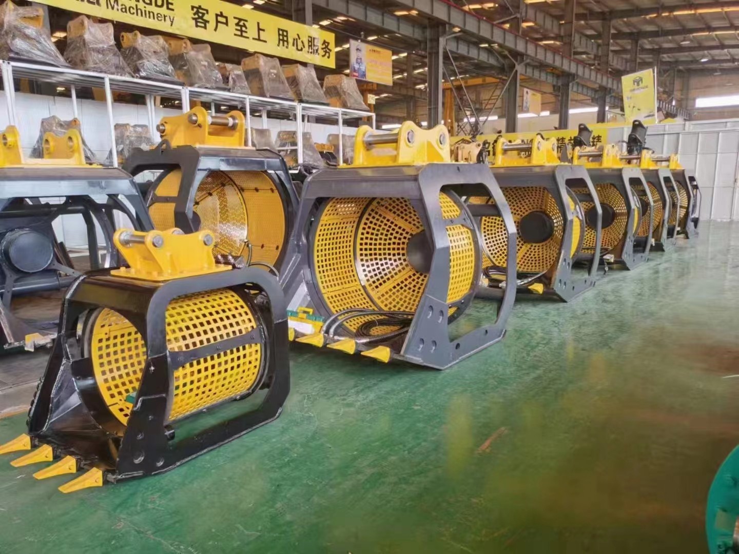 篩分斗 篩分設(shè)備 滾筒篩  振動(dòng)篩  旋轉(zhuǎn)篩產(chǎn)品圖片