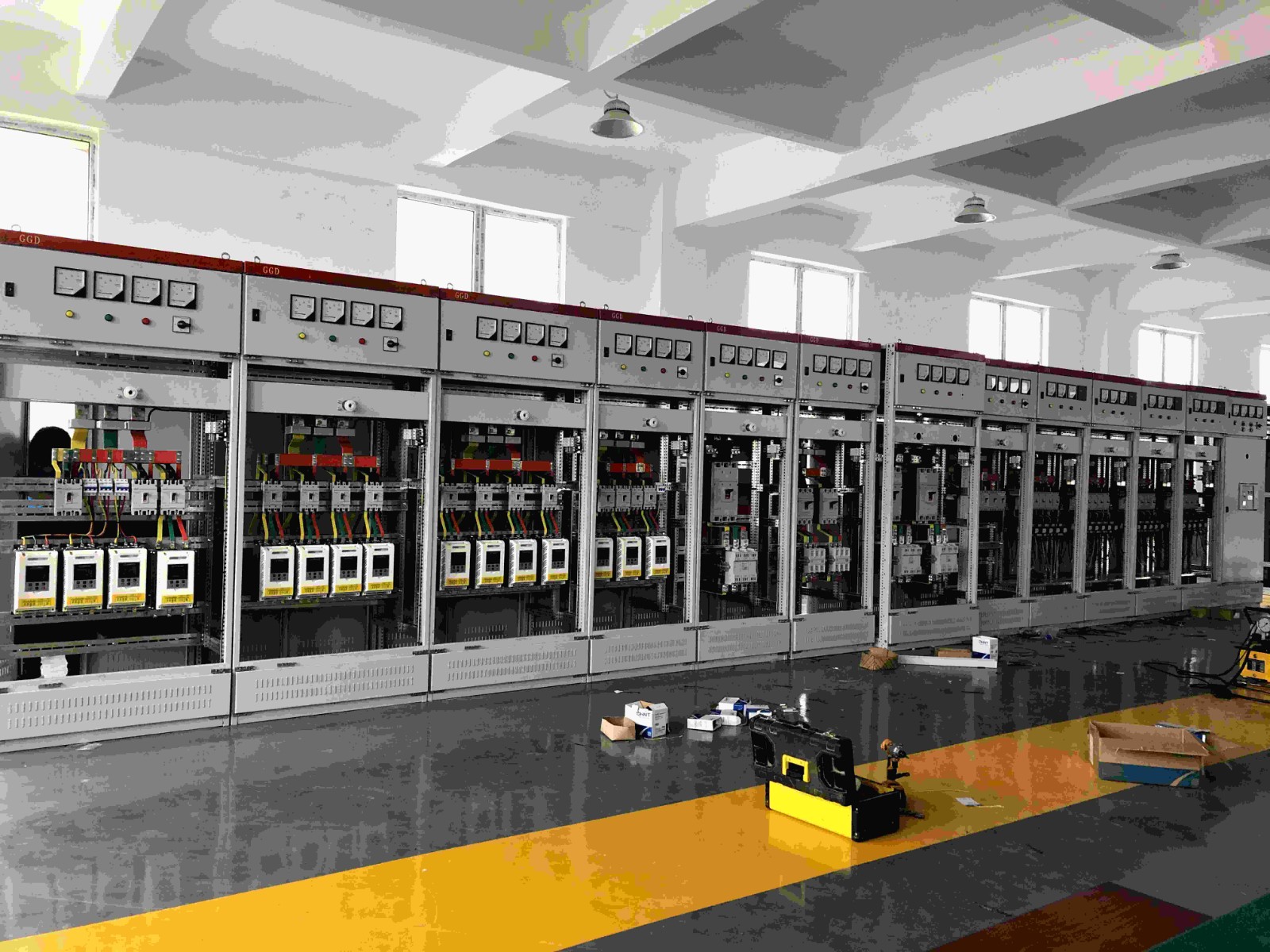 電氣自動(dòng)化啟動(dòng)柜和系統(tǒng)