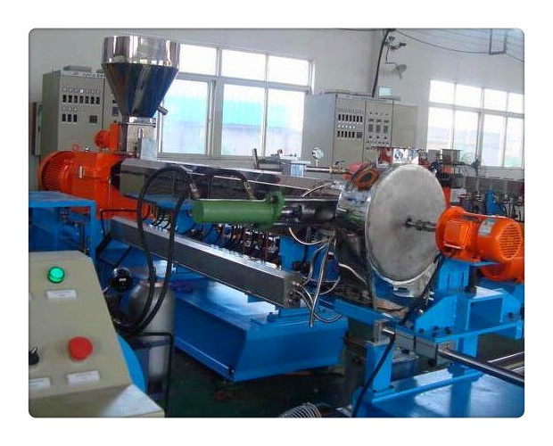 碳酸鈣高填充母粒造粒機(jī)（新型） ，碳酸鈣高填充母料造粒生產(chǎn)線（品牌）