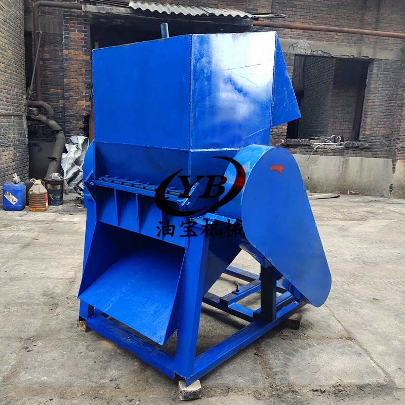 強(qiáng)力廢塑料粉碎機(jī) 大型塑料破碎機(jī) 塑料筐邊角料全自動粉碎機(jī)設(shè)備