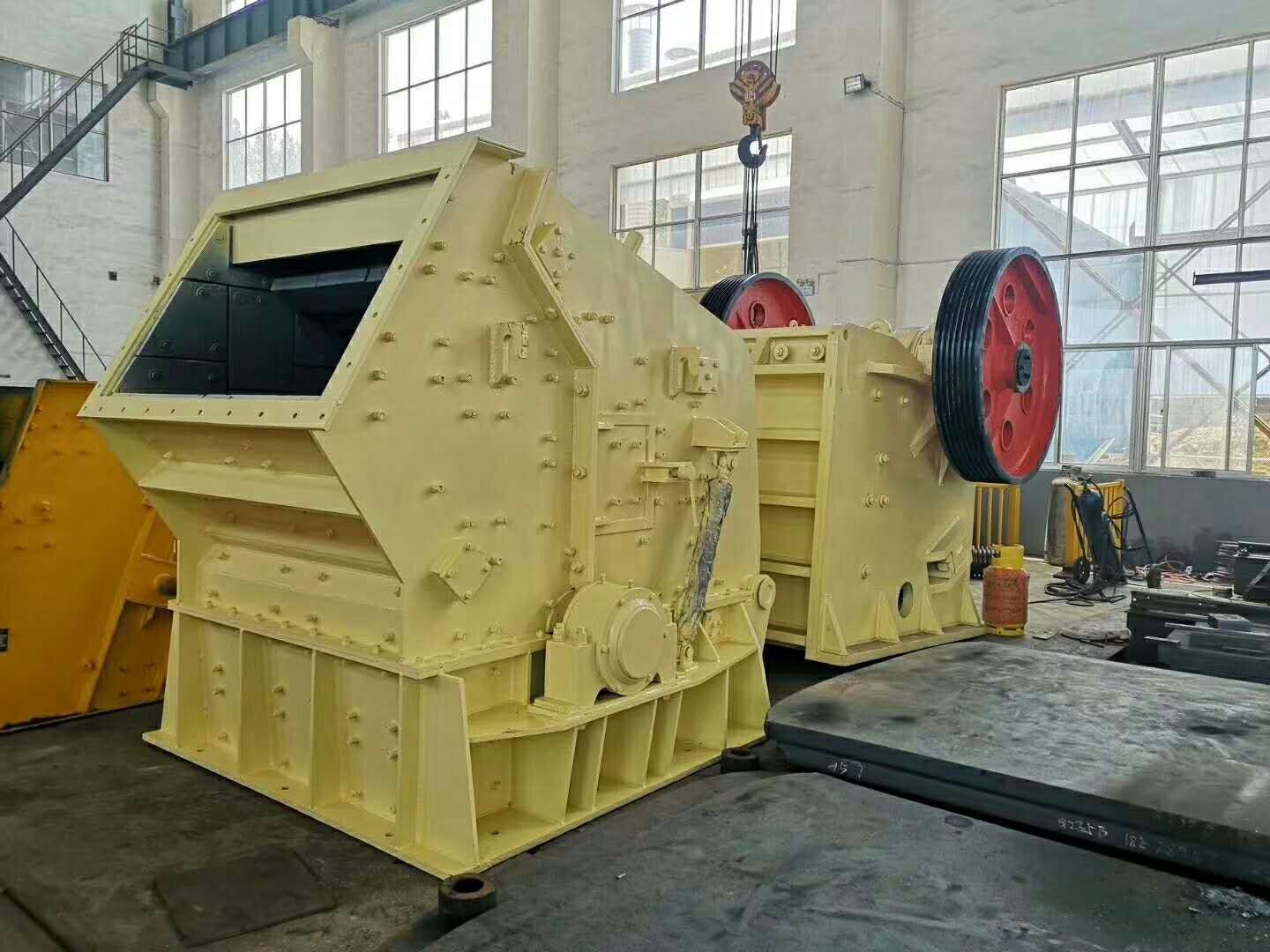 河南少重反擊式破碎機