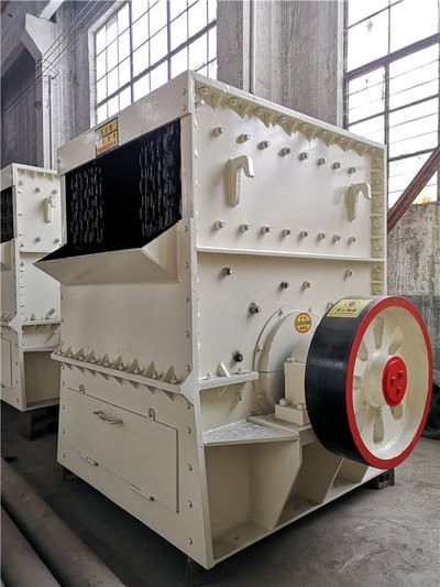 河南方箱破碎機廠家，破碎機價格產品圖片