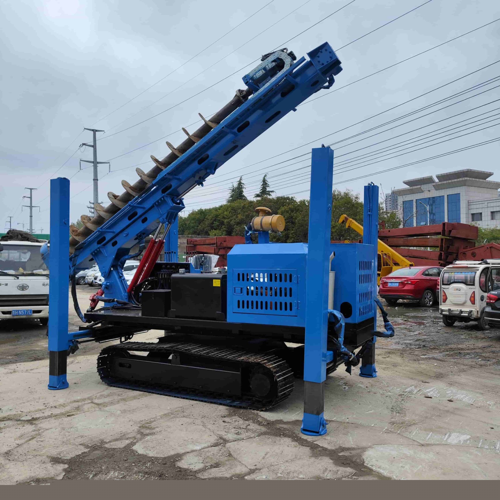可鉆巖石的山地光伏打樁機(jī) 履帶螺旋鉆孔機(jī)擰地釘支持定制產(chǎn)品圖片