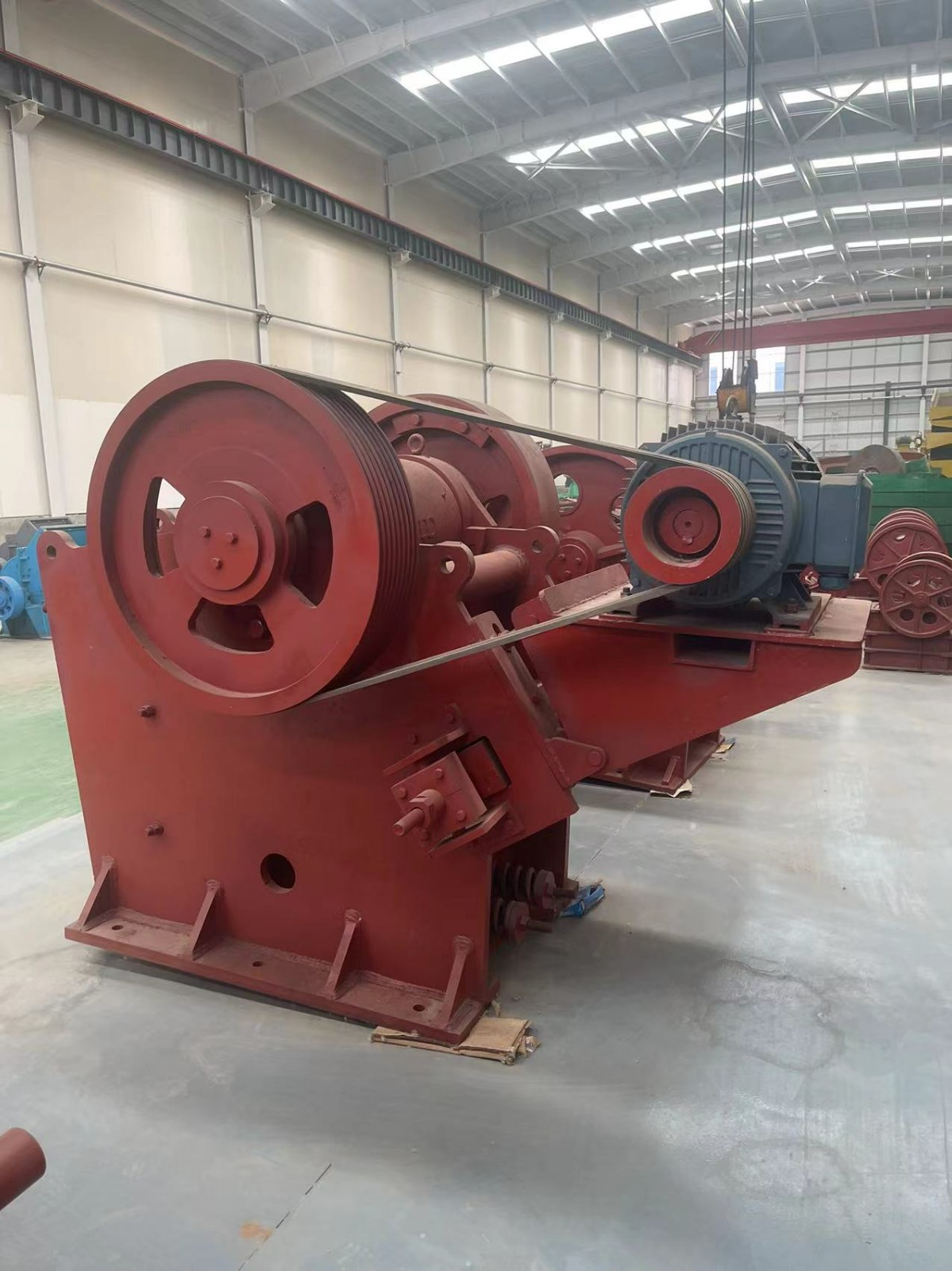 PE400×600歐版顎式破碎機(jī)   鵝卵石破碎機(jī)