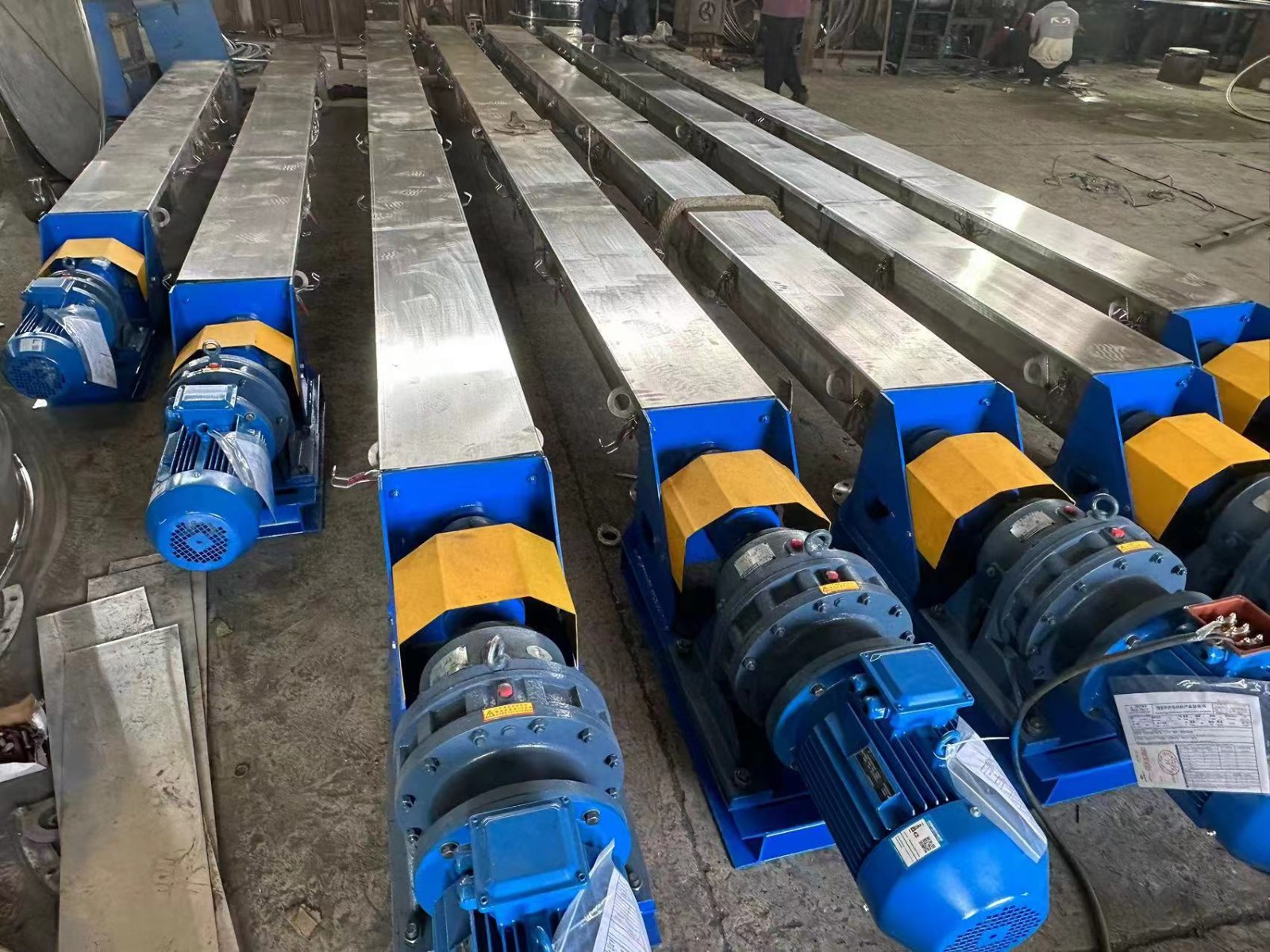 精硝輸送機(jī)濃鹽水處理裝置螺旋輸送機(jī)