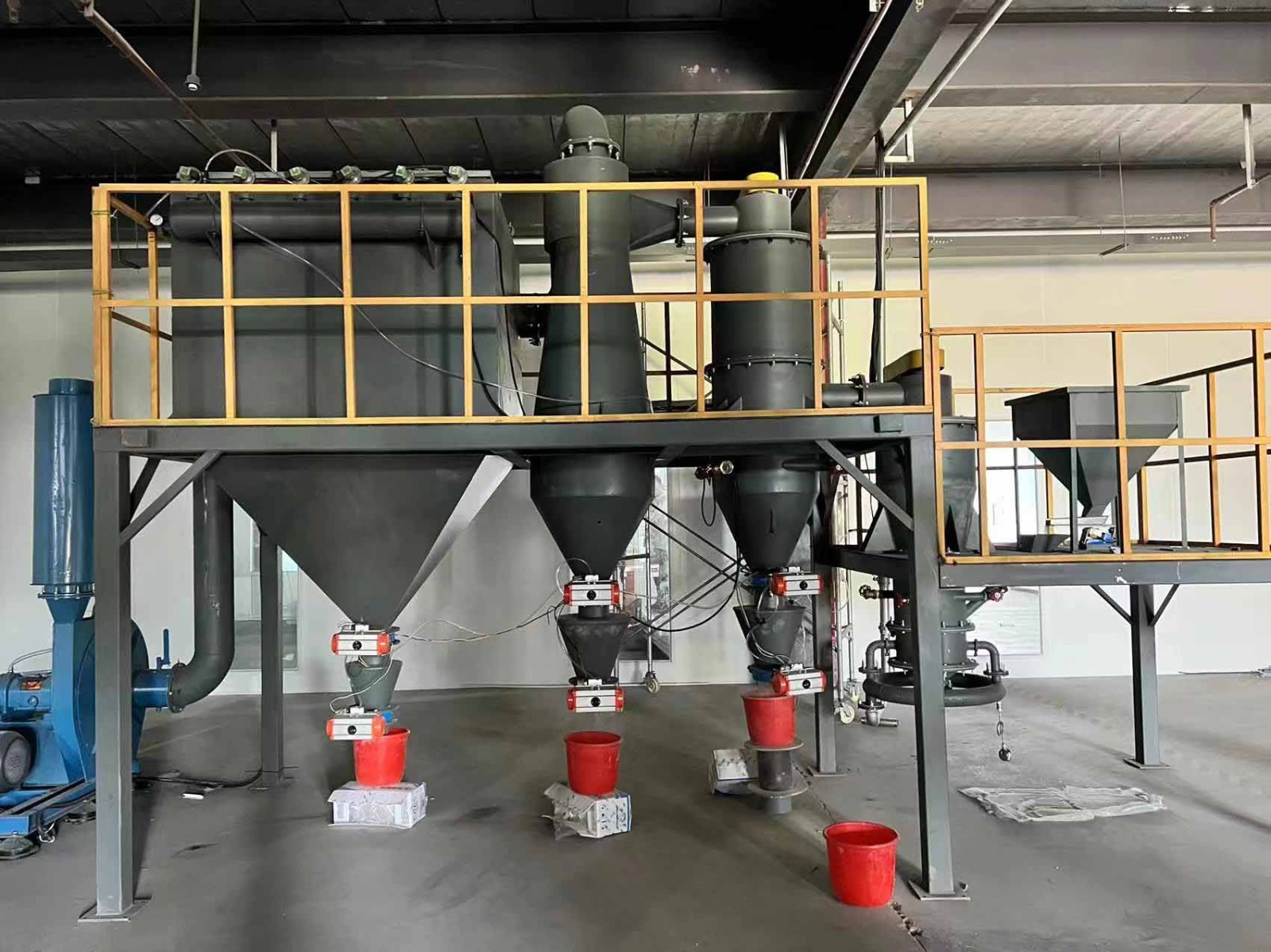 碳化硅氣流磨氮化硅超硬材料氣流粉碎分級機