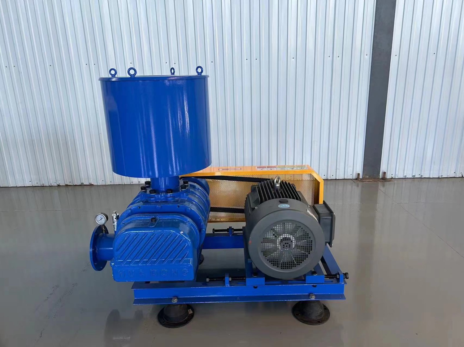 供應(yīng)羅茨風(fēng)機 羅茨鼓風(fēng)機 三葉羅茨鼓風(fēng)機產(chǎn)品圖片