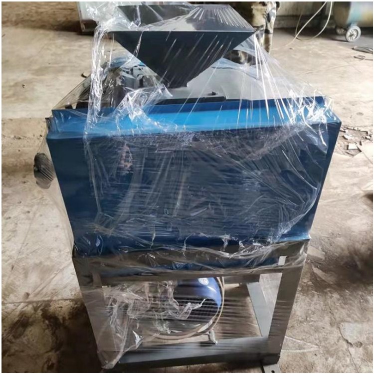  多晶硅潔凈破碎機(jī)    氧化鋯/剛玉/氮化硅陶瓷對(duì)輥破碎機(jī)產(chǎn)品圖片