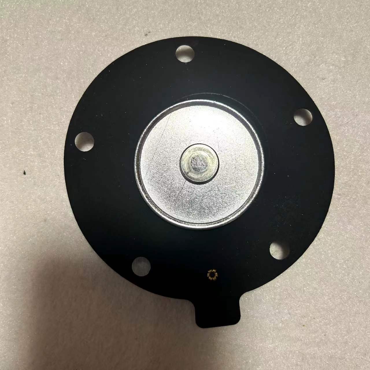 脈沖閥膜片又叫除塵膜片，開啟力矩小，靈活方便，省力節(jié)能。