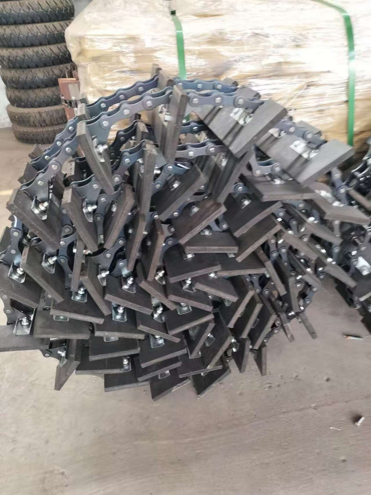 不銹鋼長節(jié)距鏈條 糧食刮板機單側(cè)雙孔彎耳鏈