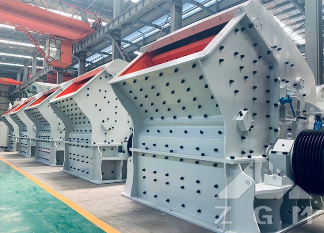  PF/PFV反擊式破碎機產(chǎn)品圖片