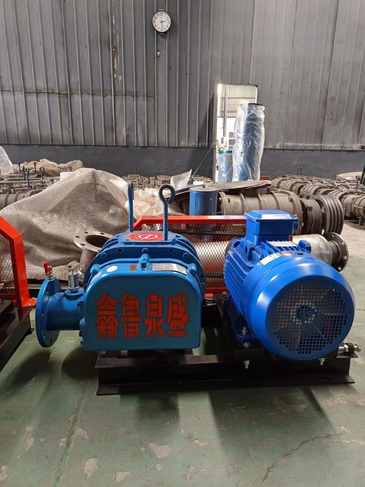 羅茨風機污水處理增氧曝氣設(shè)備池塘用