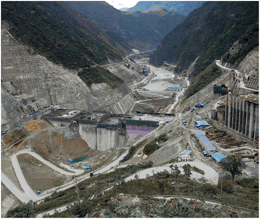 美卓巴馬克破碎機(jī)在中國(guó)官地水電站