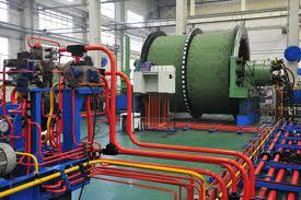 中信重工自主研發(fā)制造的目前國內(nèi)最大的液壓防爆提升機(jī)遠(yuǎn)景圖