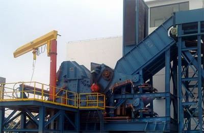 廢鋼鐵破碎機(jī)設(shè)備