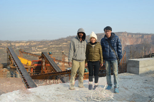 埃塞俄比亞客商至砂石生產(chǎn)線現(xiàn)場實地參觀考察