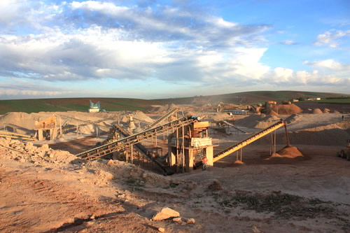 摩洛哥拜本高速公路砂石骨料篩分系統(tǒng)