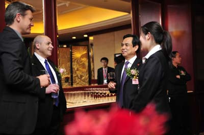 中信重工酒會嘉賓交流