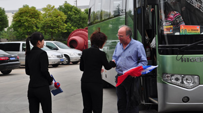 上海軒世機械熱烈歡迎代表團的到來