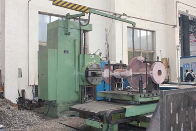 沈陽(yáng)冶礦重型設(shè)備有限公司的130數(shù)顯鏜床