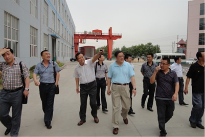 新疆大安礦業(yè)集團(tuán)到廠考察 