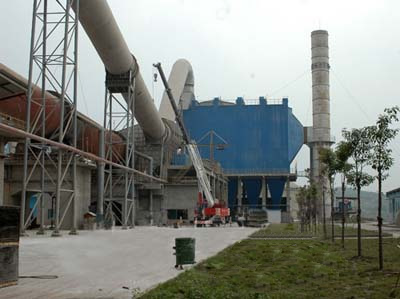 河南中材環(huán)保有限公司的LJP型長(zhǎng)袋脈沖袋式除塵器