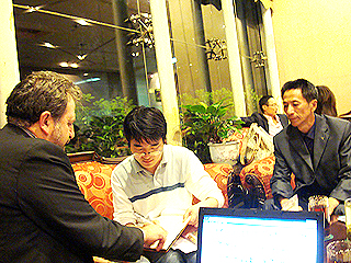 公司技術人員與外商技術交流