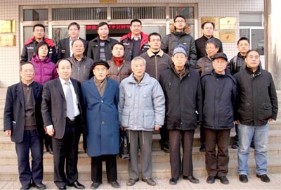 &rdquo;山東省磁力應(yīng)用技術(shù)裝備重點實驗室&rdquo;專家組團(tuán)隊合影